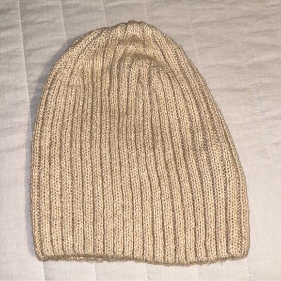 H&M Divided OS Ivory Cream Super Soft Ribbed Knit Beanie - Picture 2 of 6